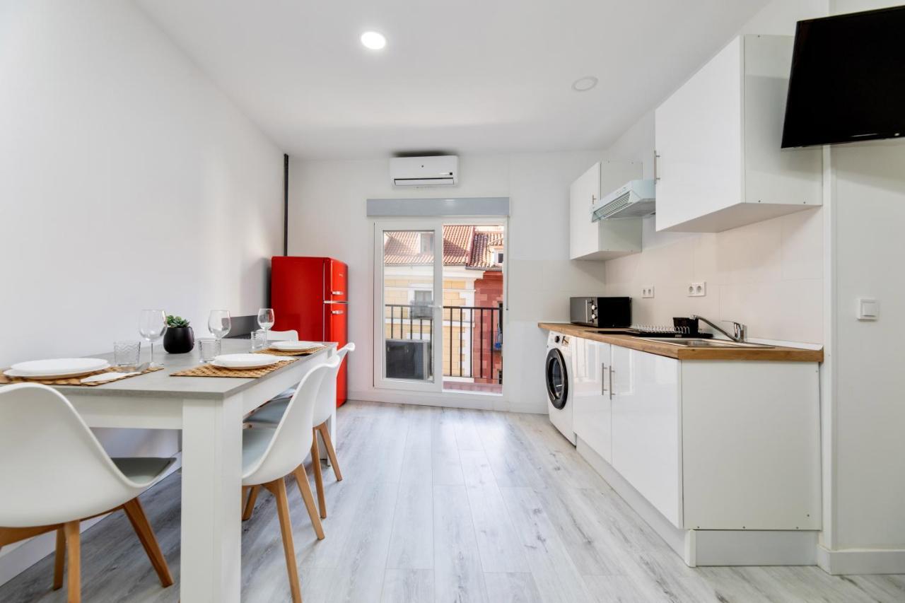 Los Apartamentos Jacinto Benavente Centro Madryt Zewnętrze zdjęcie