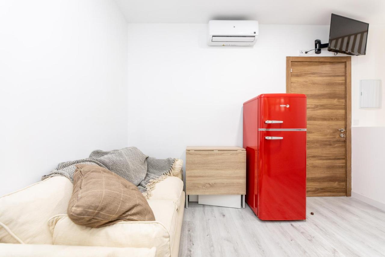 Los Apartamentos Jacinto Benavente Centro Madryt Zewnętrze zdjęcie