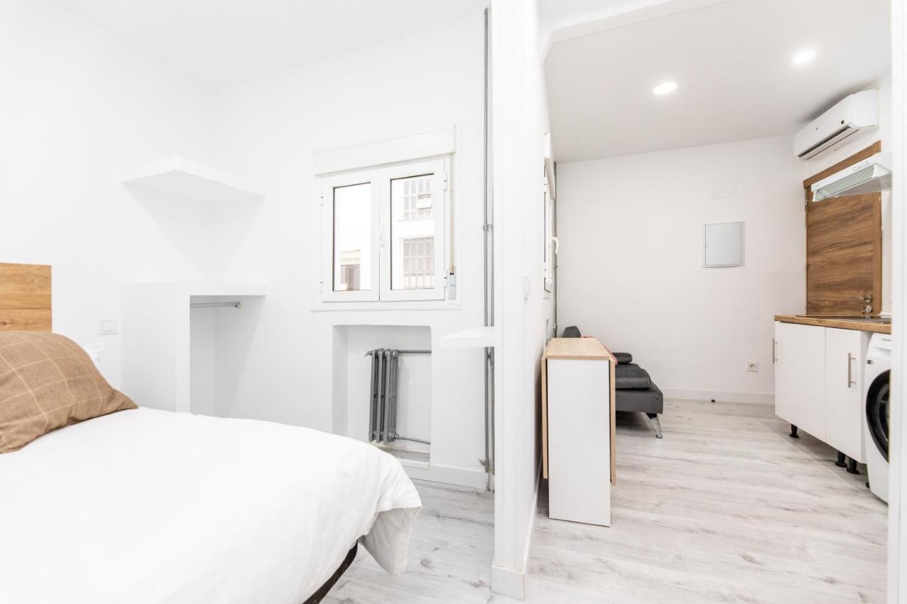 Los Apartamentos Jacinto Benavente Centro Madryt Zewnętrze zdjęcie