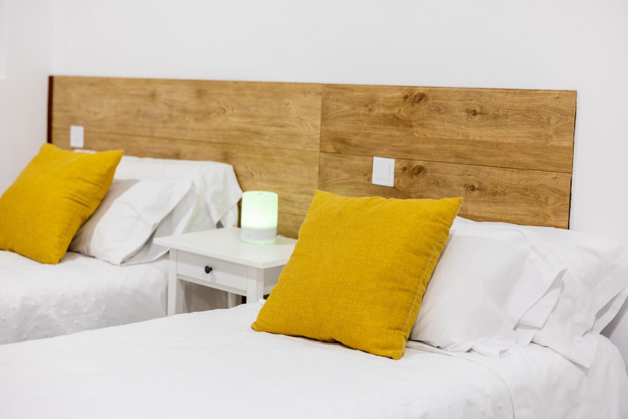 Los Apartamentos Jacinto Benavente Centro Madryt Zewnętrze zdjęcie